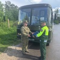 Сотрудники ВАИ поздравили военных водителей с профессиональным праздником Сотрудники ВАИ поздравили военных водителей с профессиональным праздником