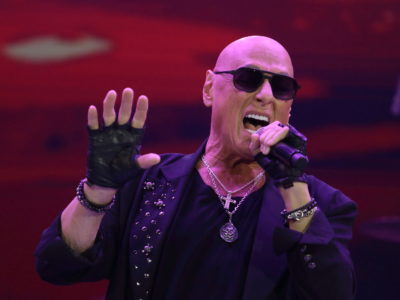 Фестиваль «Мир гитары» закрылся под музыку Deep Purple и Rainbow Фестиваль «Мир гитары» закрылся под музыку Deep Purple и Rainbow