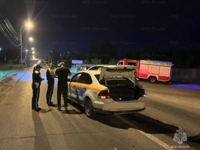 Три человека получили травмы в ночном ДТП на Грабцевском шоссе Три человека получили травмы в ночном ДТП на Грабцевском шоссе