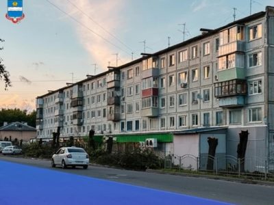 Улицу Максима Горького начали зачищать от ясеней и ясенелистных кленов Улицу Максима Горького начали зачищать от ясеней и ясенелистных кленов