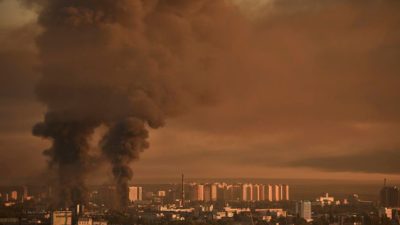 Российские вооруженные силы нанесли массированный удар по объектам в Киеве