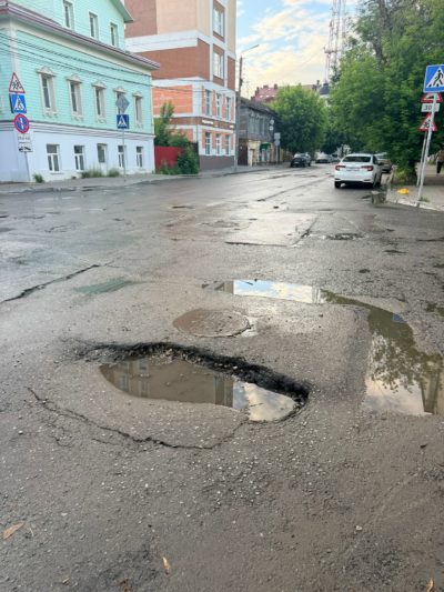 Начало ремонта улицы Воронина отложило отсутствие трубы