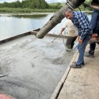 В Калужском бору завершается ремонт понтона В Калужском бору завершается ремонт понтона