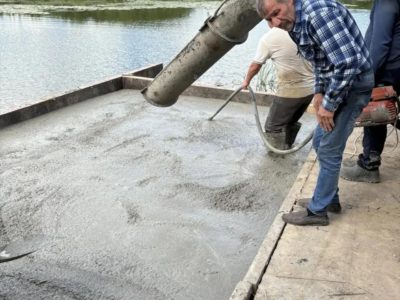 В Калужском бору завершается ремонт понтона