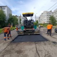 Ямы залатали еще на пяти улицах Калуги Ямы залатали еще на пяти улицах Калуги
