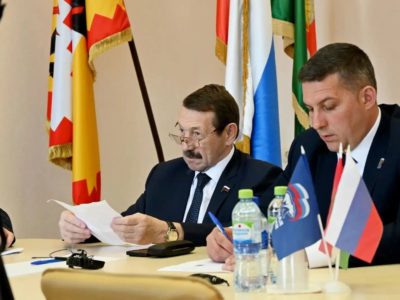 Только вперёд и к новым свершениям Только вперёд и к новым свершениям