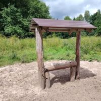 В «Калужских засеках» инспектора подготавливают солонцы для животных