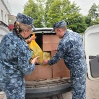 Сотрудники ИК-7 передали гумпомощь для бойцов СВО Сотрудники ИК-7 передали гумпомощь для бойцов СВО