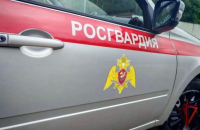 Пьяный калужанин разбил окна и светильники на двух участках Пьяный калужанин разбил окна и светильники на двух участках