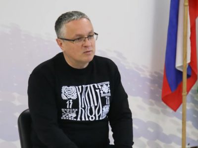Городские власти Калуги хотят ввести запрет на провода на фасадах домов Городские власти Калуги хотят ввести запрет на провода на фасадах домов