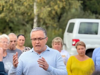 Дмитрий Денисов встретился с жителями Карачево Дмитрий Денисов встретился с жителями Карачево