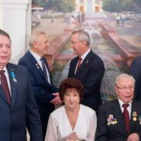 Владислав Шапша вручил награды Владислав Шапша вручил награды