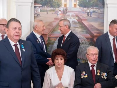 Владислав Шапша вручил награды Владислав Шапша вручил награды