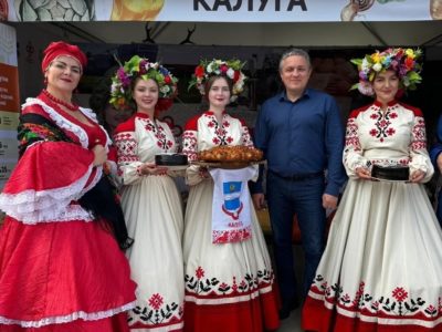 Калужан приглашают на выставку-ярмарку «Калужская осень» Калужан приглашают на выставку-ярмарку «Калужская осень»