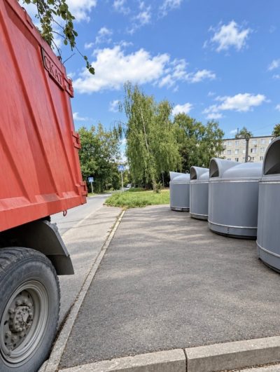 За неделю из Калуги вывезли более 1200 кубометров мусора За неделю из Калуги вывезли более 1200 кубометров мусора