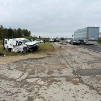 На калужской трассе в тройном ДТП погиб человек