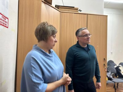 Дмитрий Денисов посетил детскую школу искусств № 2 имени почетного гражданина города Серафима Туликова