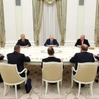 Владимир Путин: «Единая Россия» играет особую роль в укреплении государства» Владимир Путин: «Единая Россия» играет особую роль в укреплении государства»