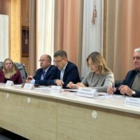 Городская трехсторонняя комиссия провела заседание в областном центре