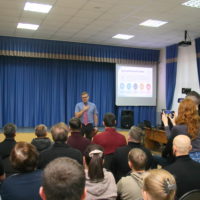 В 17-й школе прошло собрание городского совета отцов
