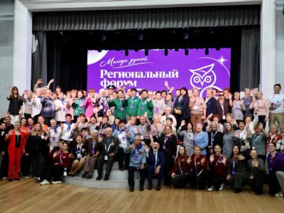 Возраст – серебро,  дела – золото