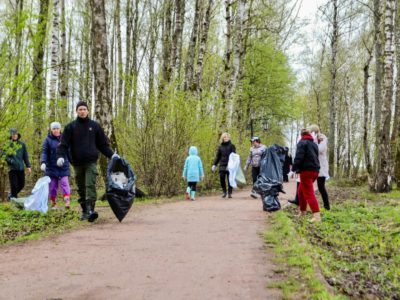 Калужан позвали на субботник в Губернский парк Калужан позвали на субботник в Губернский парк
