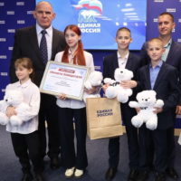 Многодетная семья Кукушкиных стала победителем марафона «Сила России» Многодетная семья Кукушкиных стала победителем марафона «Сила России»